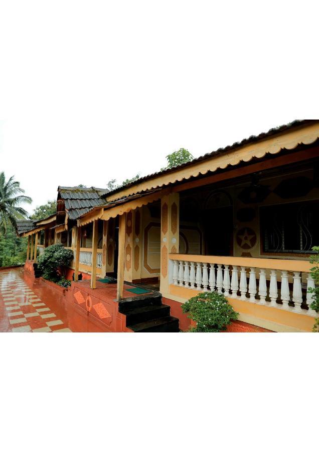 Guhāgar Nisarg Resort מראה חיצוני תמונה