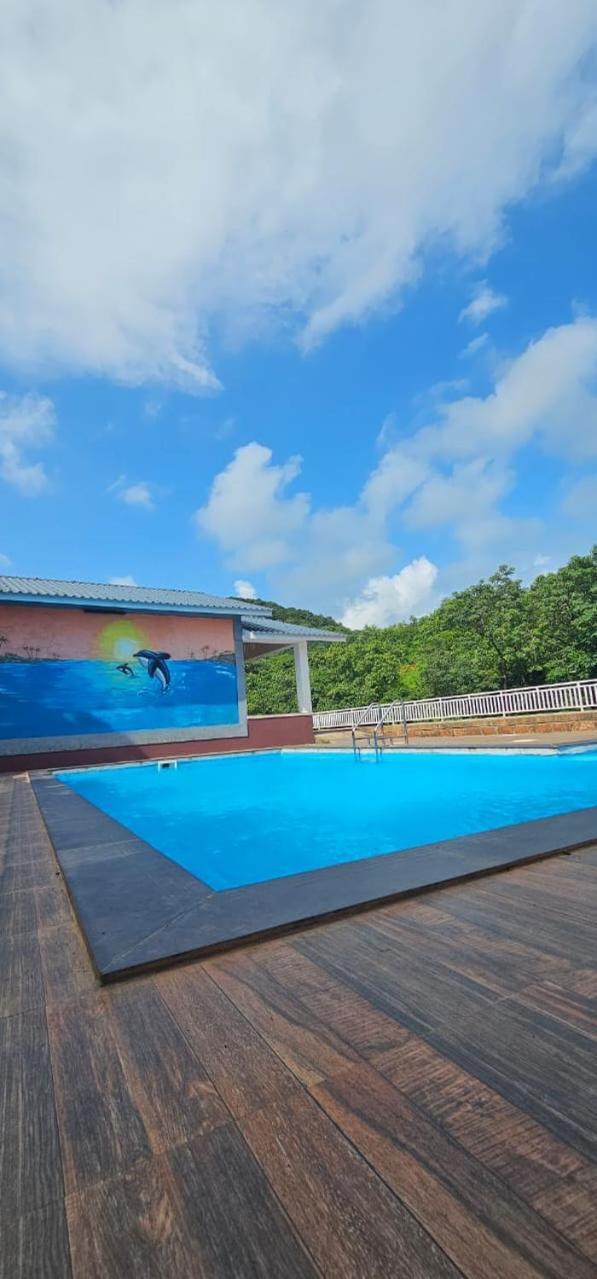 Guhāgar Nisarg Resort מראה חיצוני תמונה
